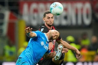 Šílené a absurdní, zlobí se hvězda AC Milán. Italská liga míří do Austrálie - Sport.cz